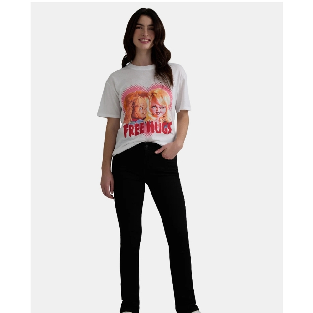 Women's Chucky Free Hugs Graphic Tee